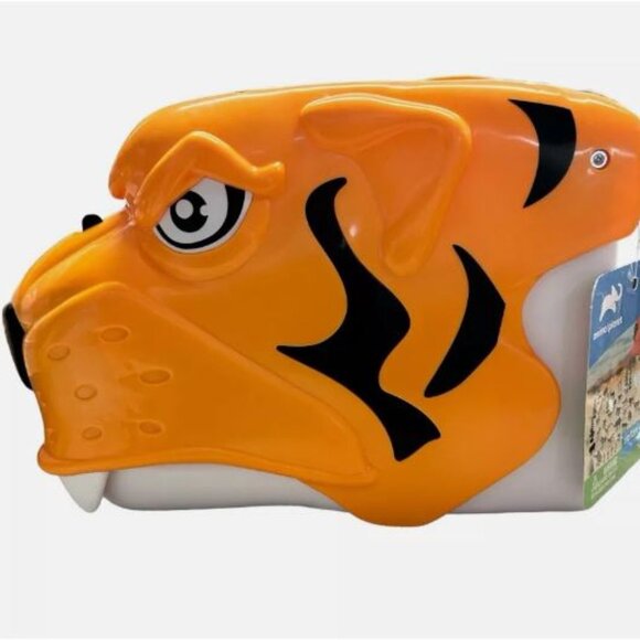 NWT Animal Planet's 51-Piece Safari Collection w/Carrying Case - Picture 2 of 4